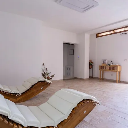 Relais E L'antica Fornace 4*