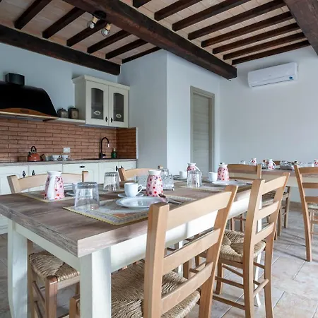 Apartmanhotel Relais E L'antica Fornace 4*